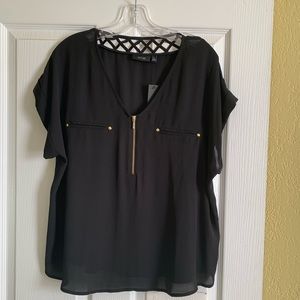 Black Apt 9 Short Sleeve Blouse with Zipper Detail